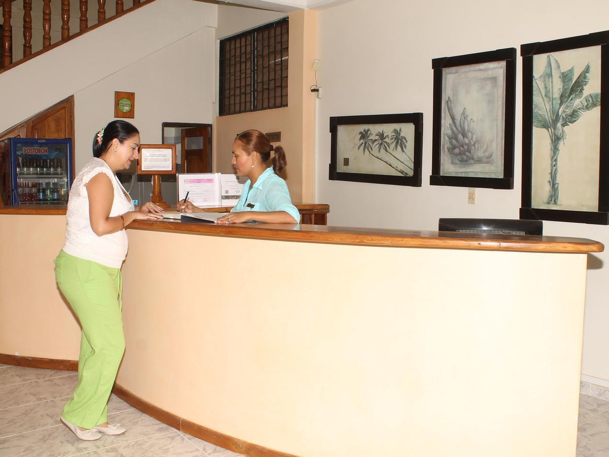 Hotel Punta De Aguila Necoclí Kültér fotó